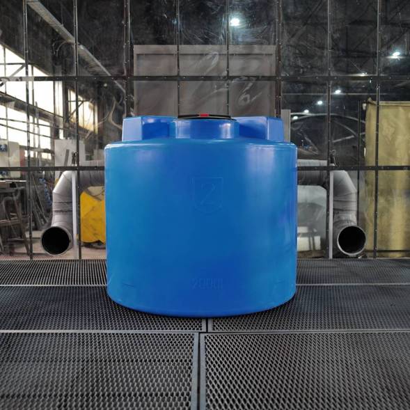 Емкость T 2000 л