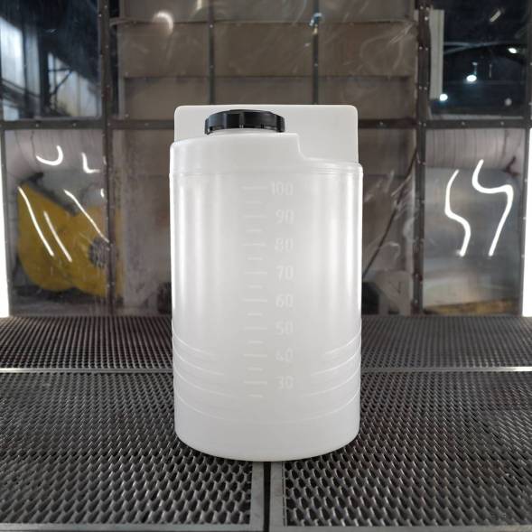 Емкость дозировочная 100 л с резьбовой крышкой под плотность вещества до 1.3 г/см3, белый