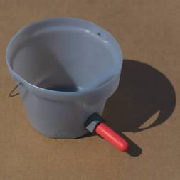 Ведро пластиковое для выпойки телят, 5 л [6366]