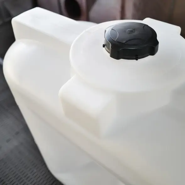 Емкость S 500л OIL белая